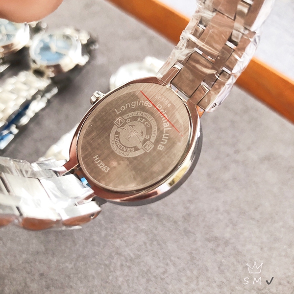 ブランド時計角部分ディテール